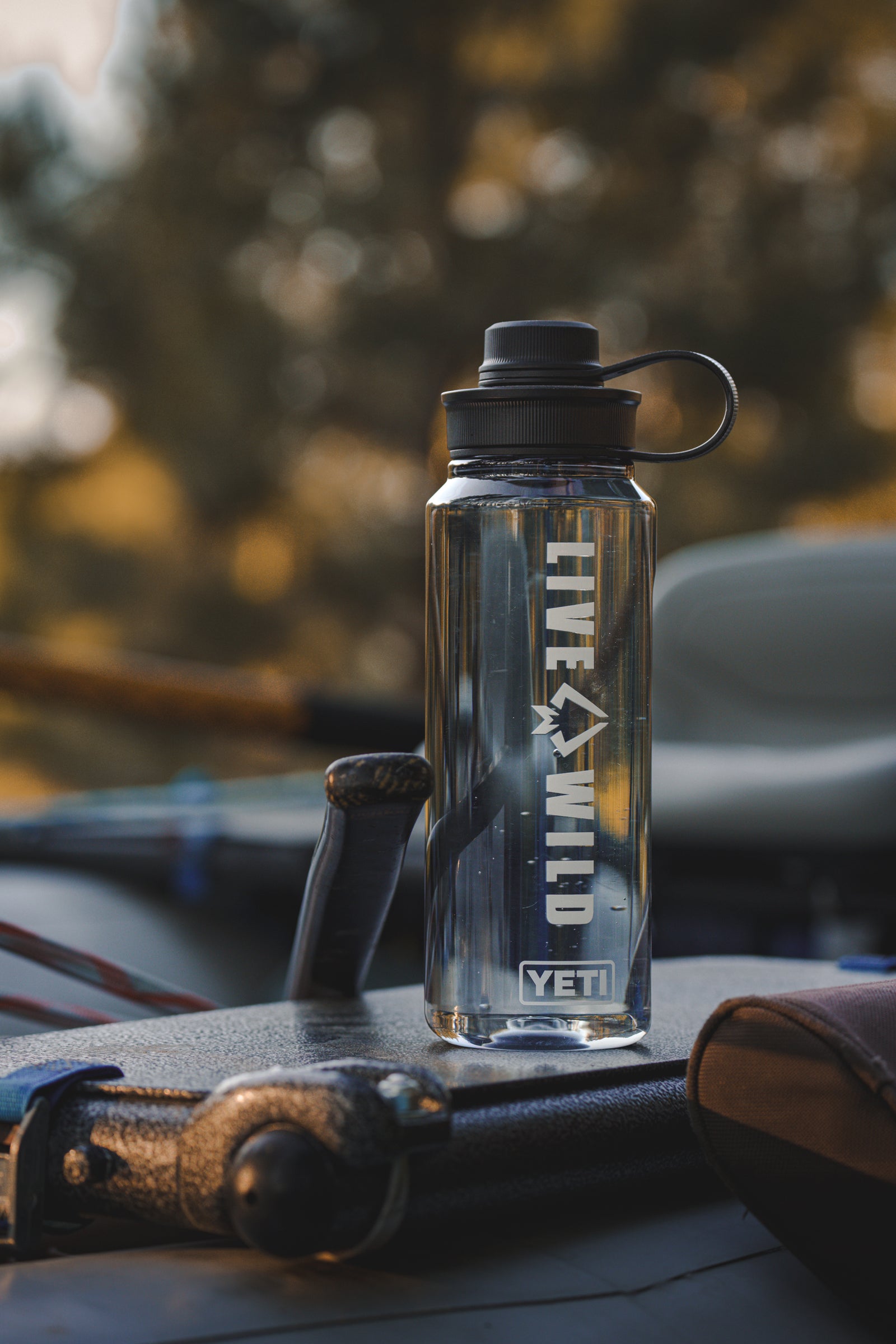 Live Wild Yeti Yonder Bottle - 34 oz – Remi Warren